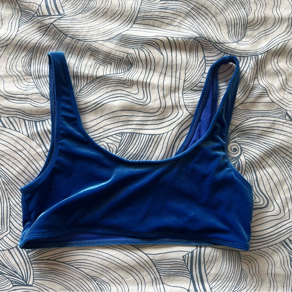 Frankie’s bikinis Connor top in pacific - Picture 5 of 5